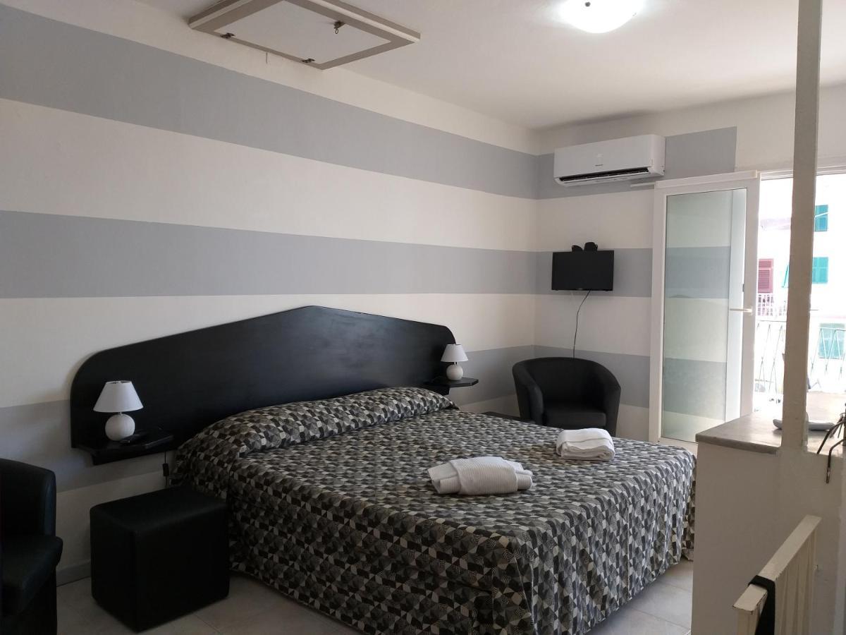 Aa Ciasea Duu Pintuu Appartement Riomaggiore Buitenkant foto